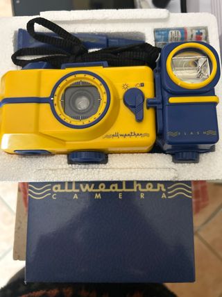 Macchina fotografica All weather gialla