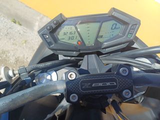 Kawasaki Z800E Negra