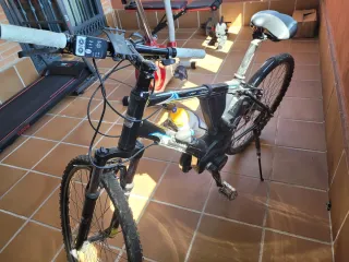 Bicicleta Eléctrica con Cargador