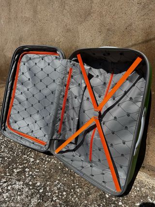 Maleta dura verde pistacho