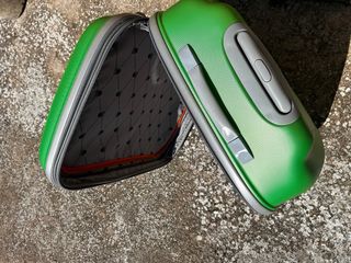 Maleta dura verde pistacho