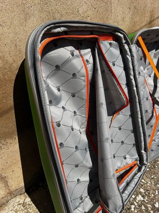 Maleta dura verde pistacho