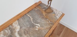 Consola madera y mármol 98x80x37