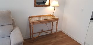 Consola madera y mármol 98x80x37