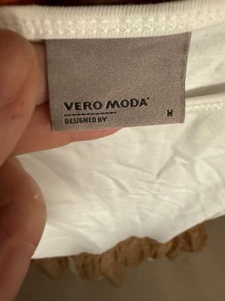 Vestido vintage blanco y beige ,30€ cada uno