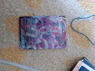 4 cartas Pokémon REALES