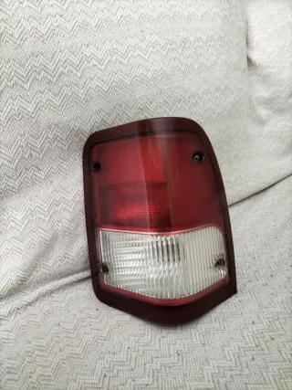 Piloto trasero derecho Hyundai Galloper