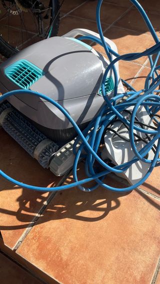 Limpiafondos piscina automático