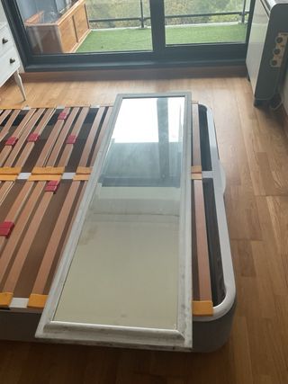 Canapé de madera blanco