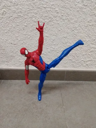 Figura Spiderman + Album de fotos