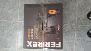 Hidrolimpiadora y aplique para suelos