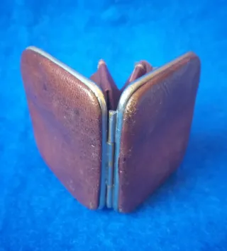 MINI MONEDERO VINTAGE DE PIEL