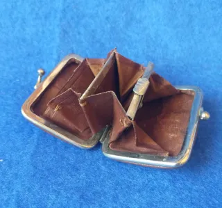 MINI MONEDERO VINTAGE DE PIEL