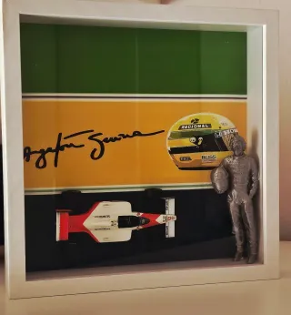 Quadretto Ayrton Senna con modellino