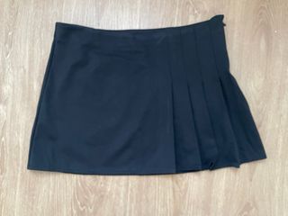 Falda Mango Negra Plisada Talla S