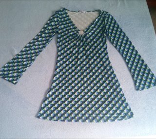 Vestido Stradivarius elástico estampado
