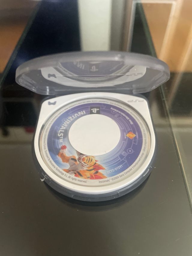 1 JUEGO PSP + 1 PELÍCULA + DEMO DISC Vol.1