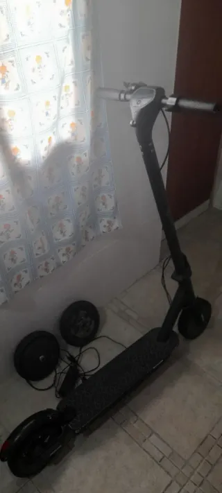 Patinete Eléctrico Negro