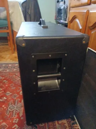 Pantalla Harley Benton 2x12