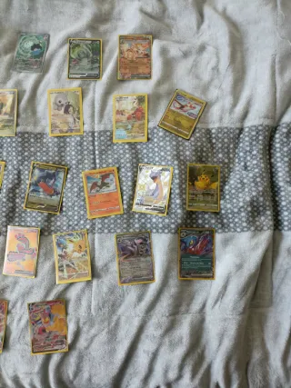 Carta Pokémon Pikachu GG30/GG70 Crown Zenith