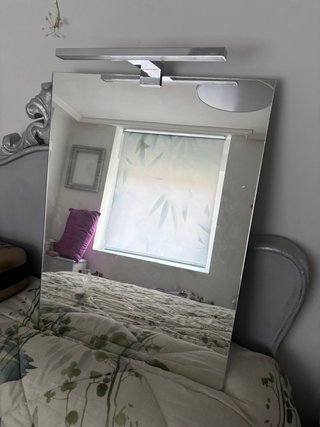 Espejo con luz LED
