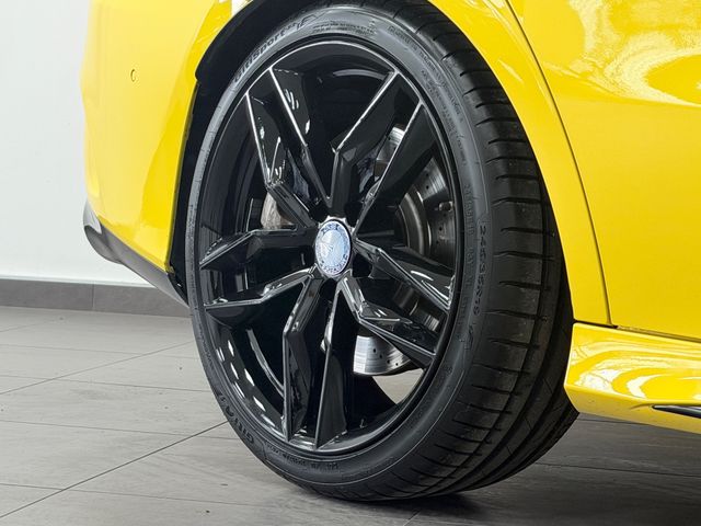 Mercedes-Benz CLA Mercedes-Benz CLA CLA Mercedes-AMG 35 4Matic+