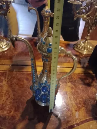 Tetera oriental vintage con incrustaciones