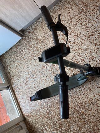 Patinete eléctrico como nuevo + cargador y candado