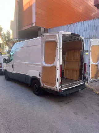 Mudanzas y transporte económico en Barcelona