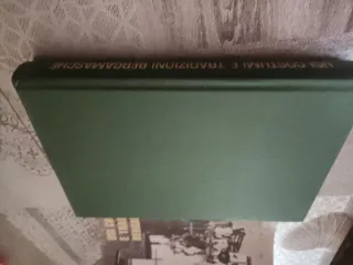 Libro Usi e Costumi e Tradizioni Bergamasche