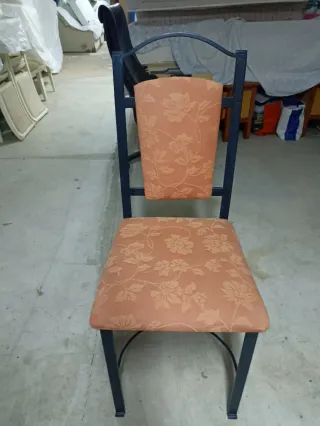 Mesa cristal y hierro con 6 sillas