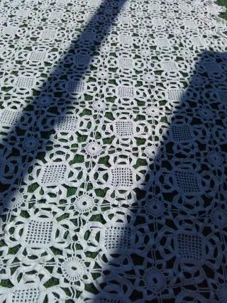 Mantel antiguo ganchillo blanco