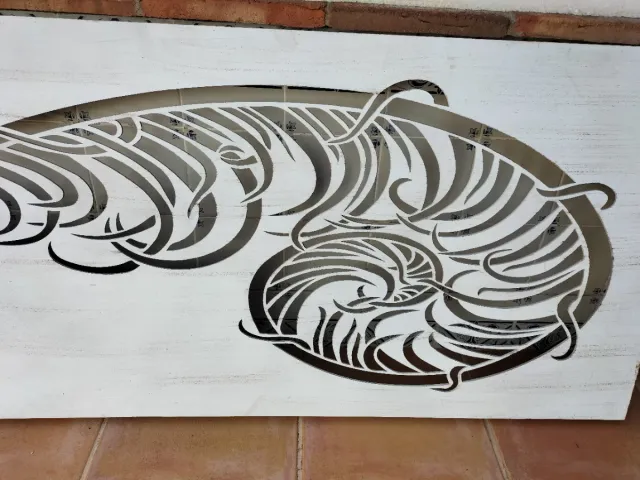 Cabezal decorativo madera diseño espiral