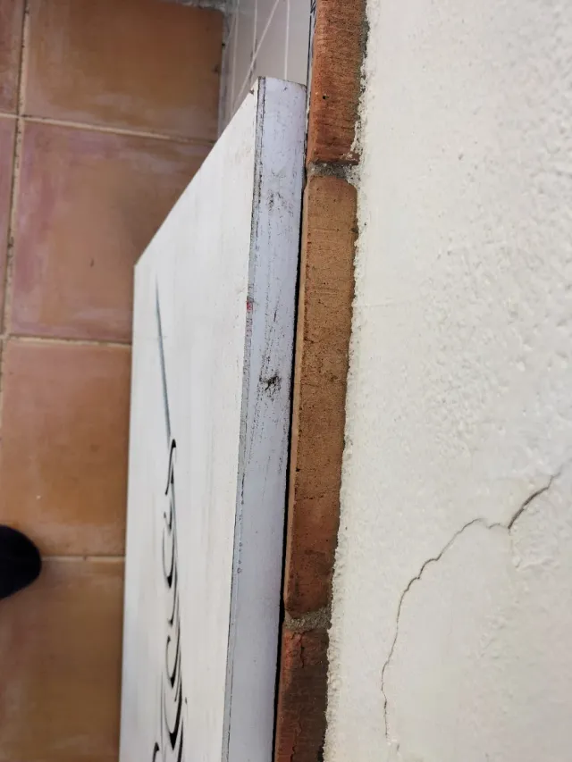 Cabezal decorativo madera diseño espiral