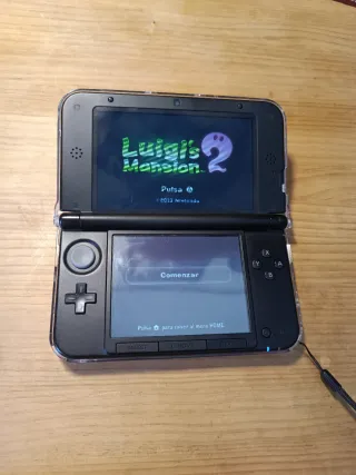 Confezione 4 Nintendo 3DS: Kirby, Mario e Luigi + custodia