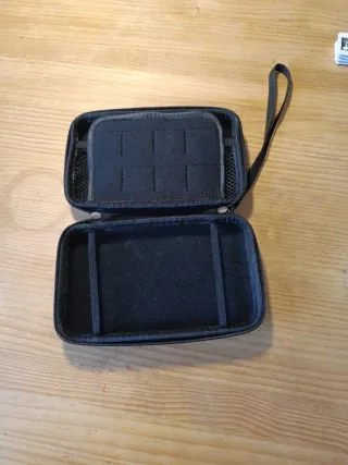 Confezione 4 Nintendo 3DS: Kirby, Mario e Luigi + custodia