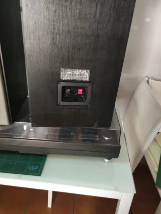 Equipo de sonido Sanyo vintage.