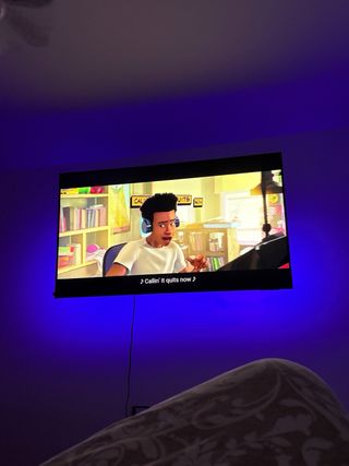 TV 55 pulgadas se entrega con otro tv de 32 gratis