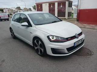 Volkswagen Golf 2014