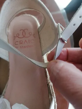 Espardeñas beige talla 35 con hebilla