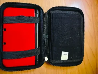 Nintendo 3DS XL Rossa + Custodia