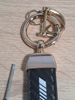 Llavero AMG Negro con Destornillador