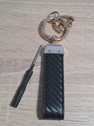 Llavero AMG Negro con Destornillador