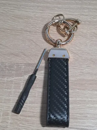 Llavero AMG Negro con Destornillador