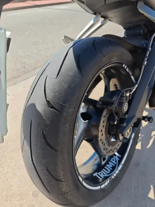 Triumph Street Triple 660S
