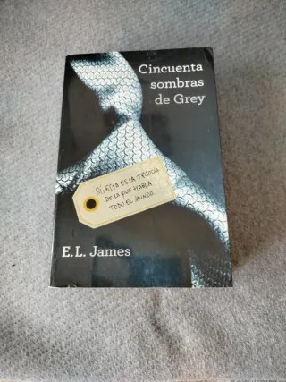 CINCUENTA SOMBRAS DE GREY