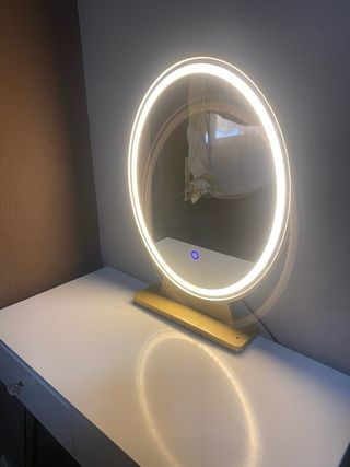 Tocador blanco con espejo LED