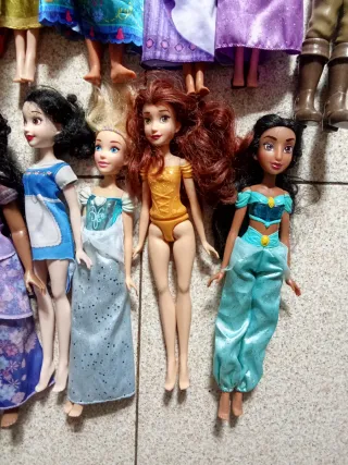 Lote 10 Muñecas Disney