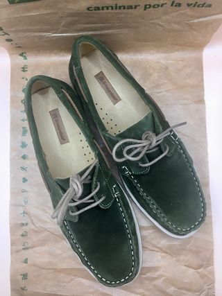 Nauticos Ante El Naturalista Verde Bosque