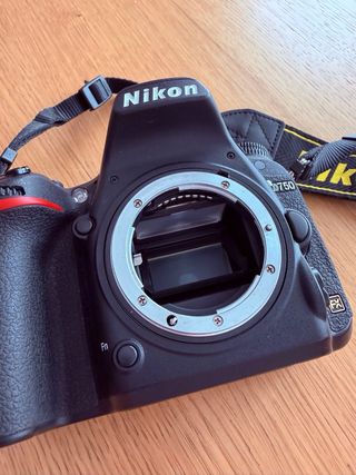 Nikon D750 + AF-DC 105mm F2/D + AF-S 50mm F/1.4G